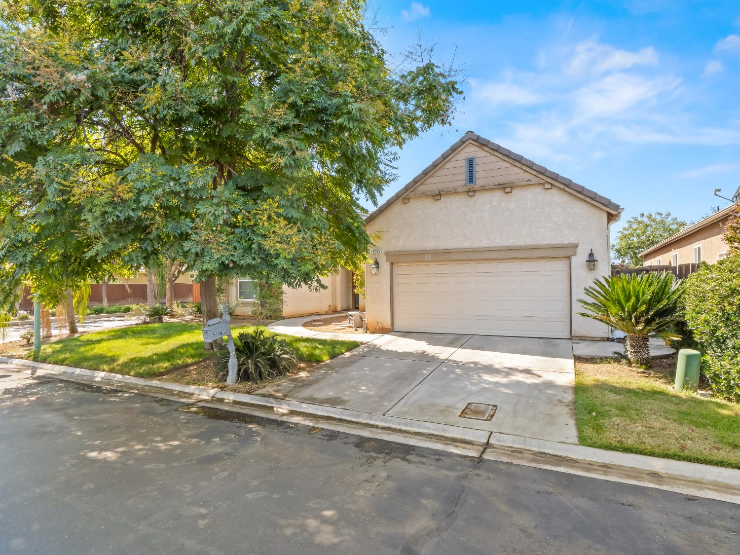4769 N Emerald Peak Dr