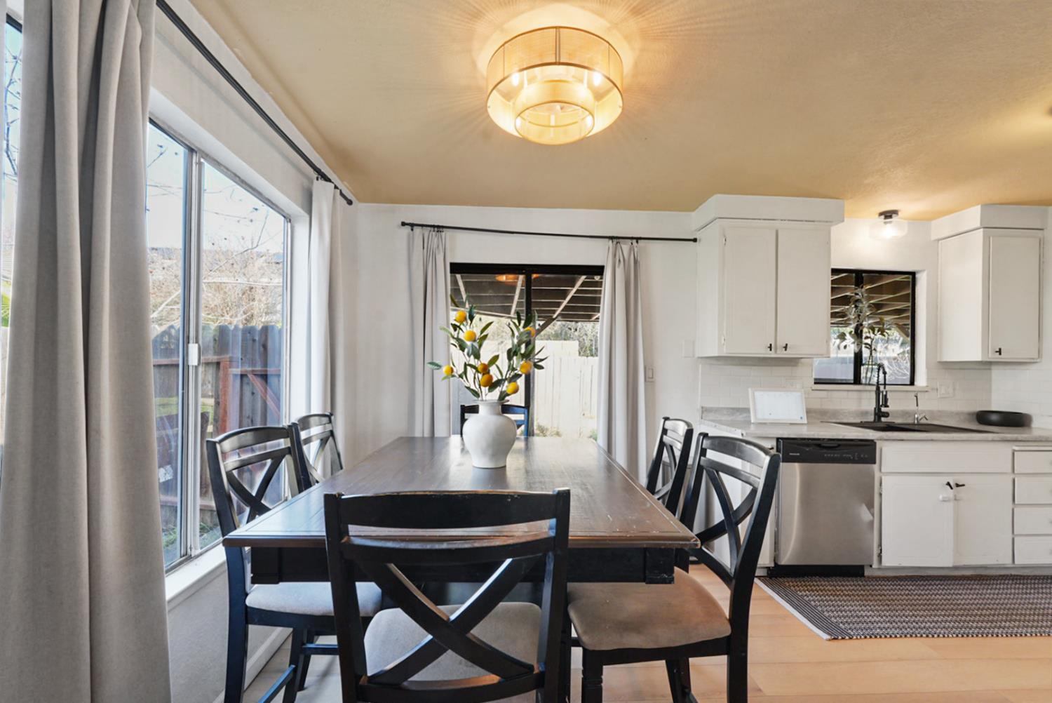 3820 Drakewood Ct, Ceres, CA 95307