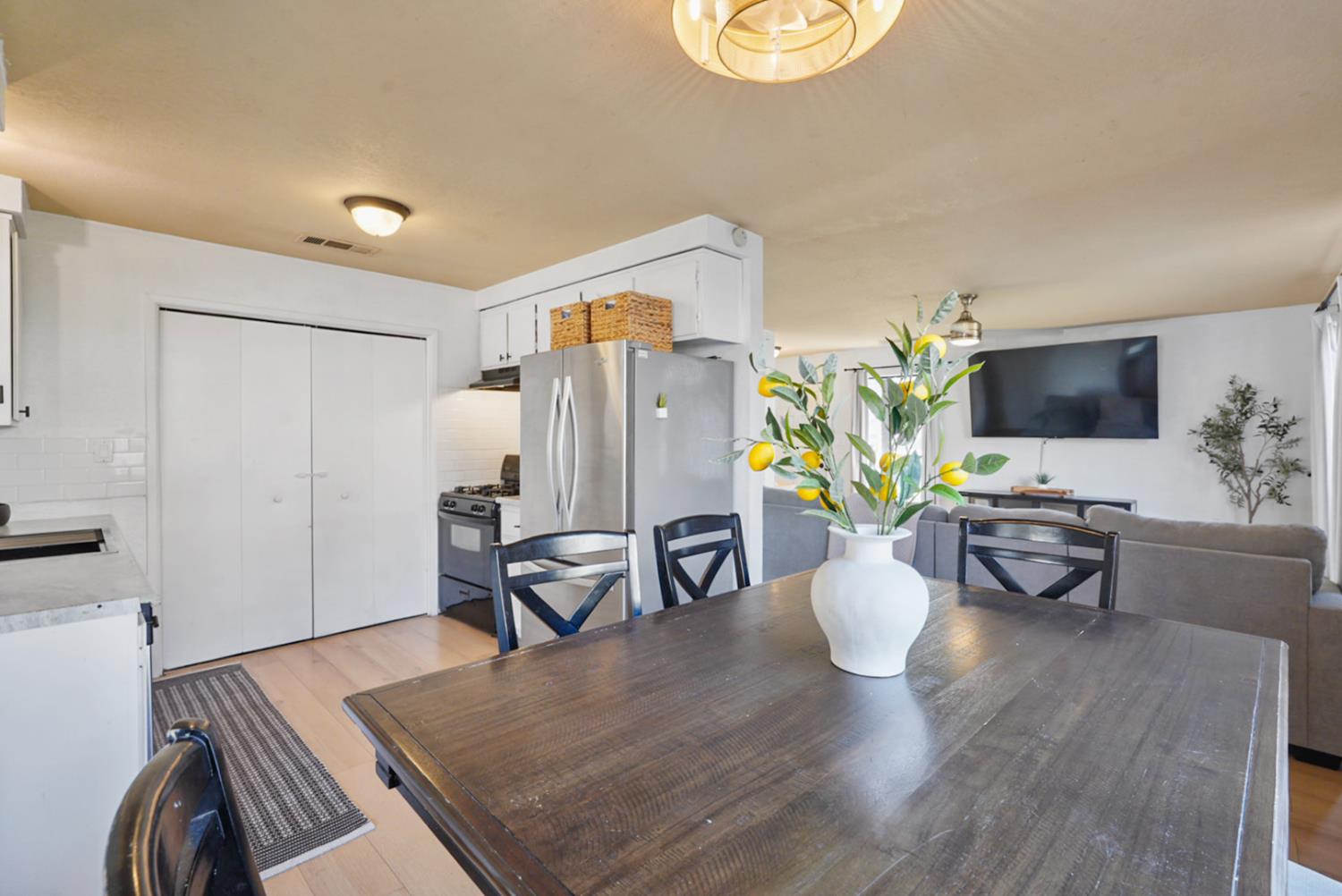 3820 Drakewood Ct, Ceres, CA 95307