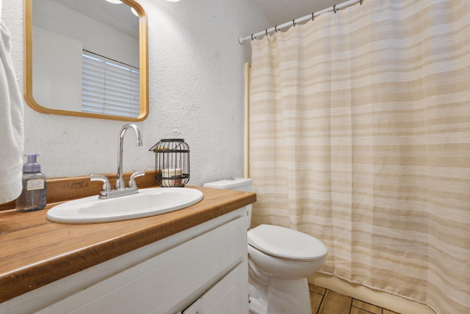 3820 Drakewood Ct, Ceres, CA 95307