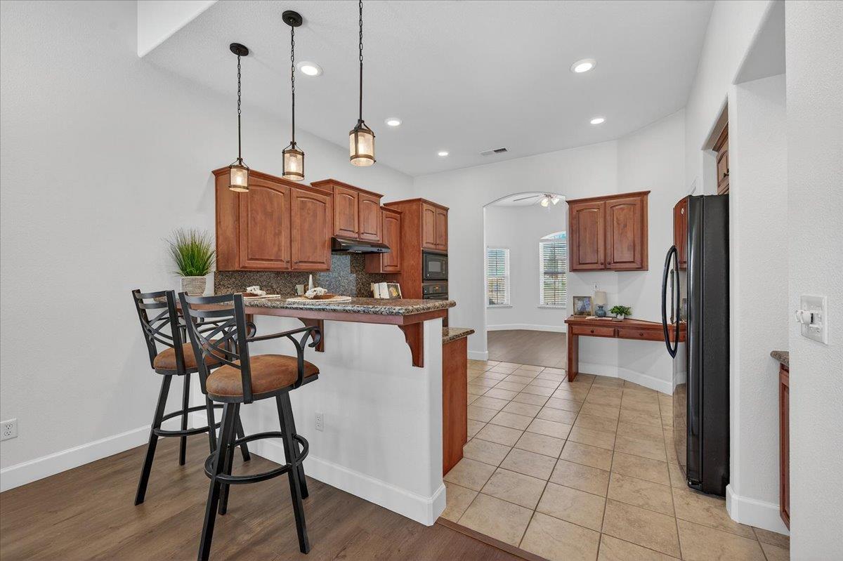 6395 W Portals Ave, Fresno, CA 93723