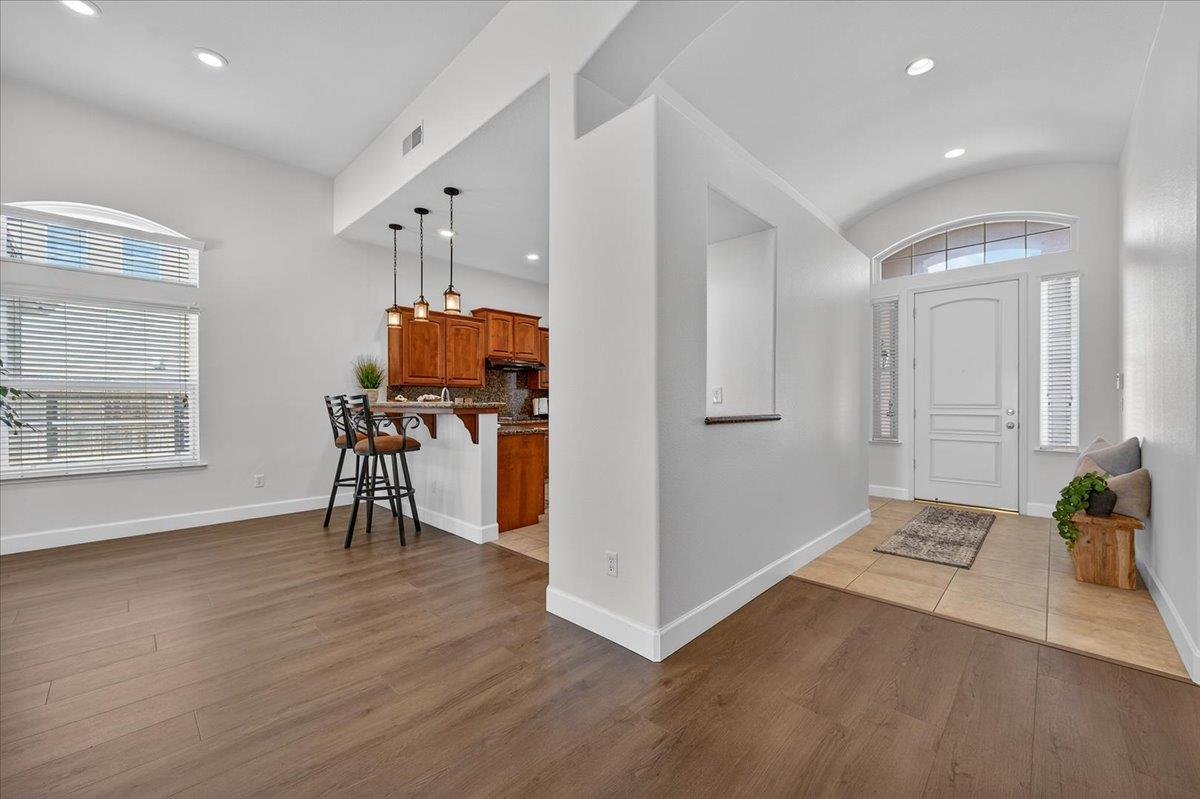 6395 W Portals Ave, Fresno, CA 93723