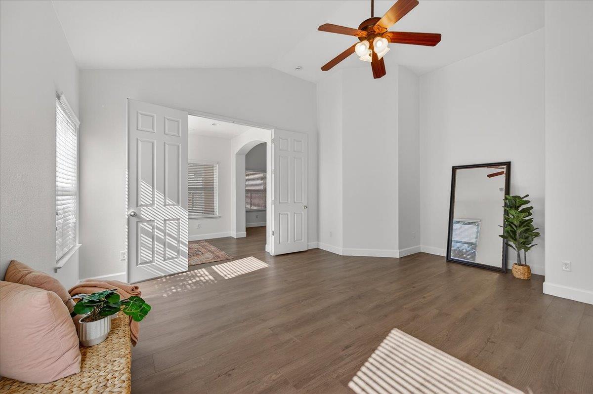 6395 W Portals Ave, Fresno, CA 93723