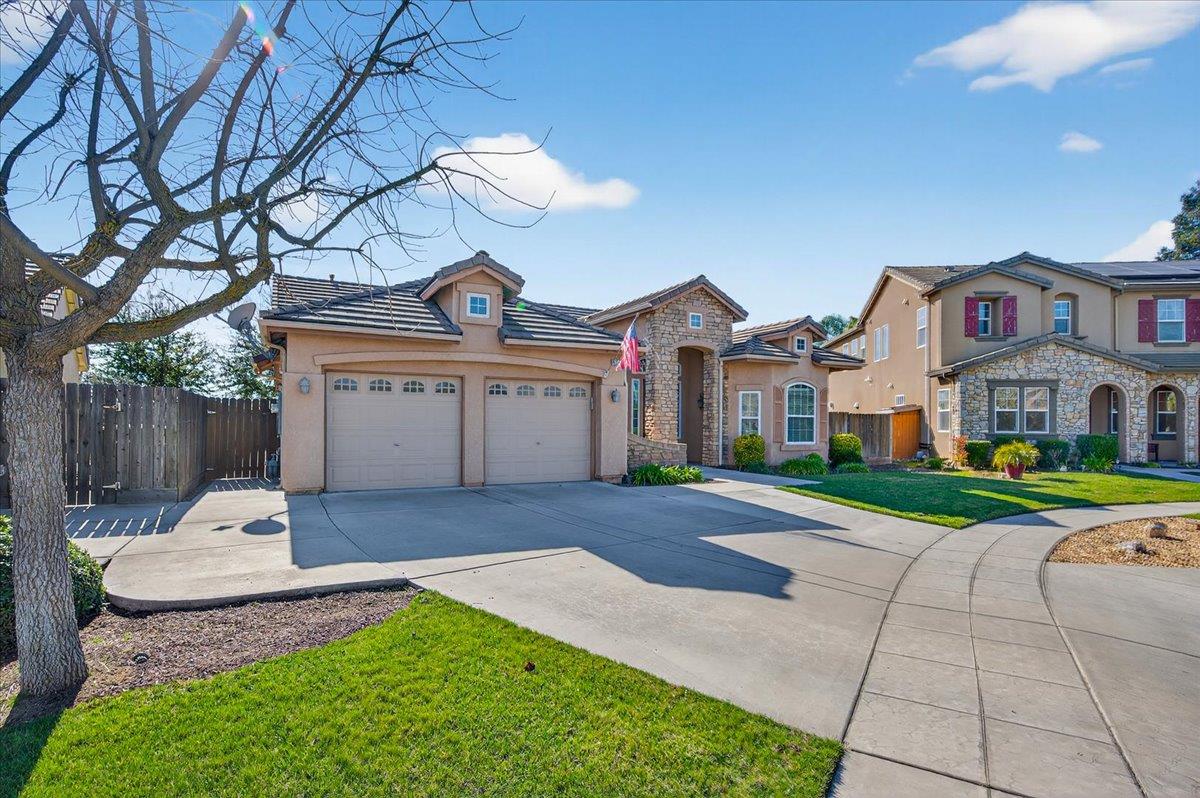 6395 W Portals Ave, Fresno, CA 93723