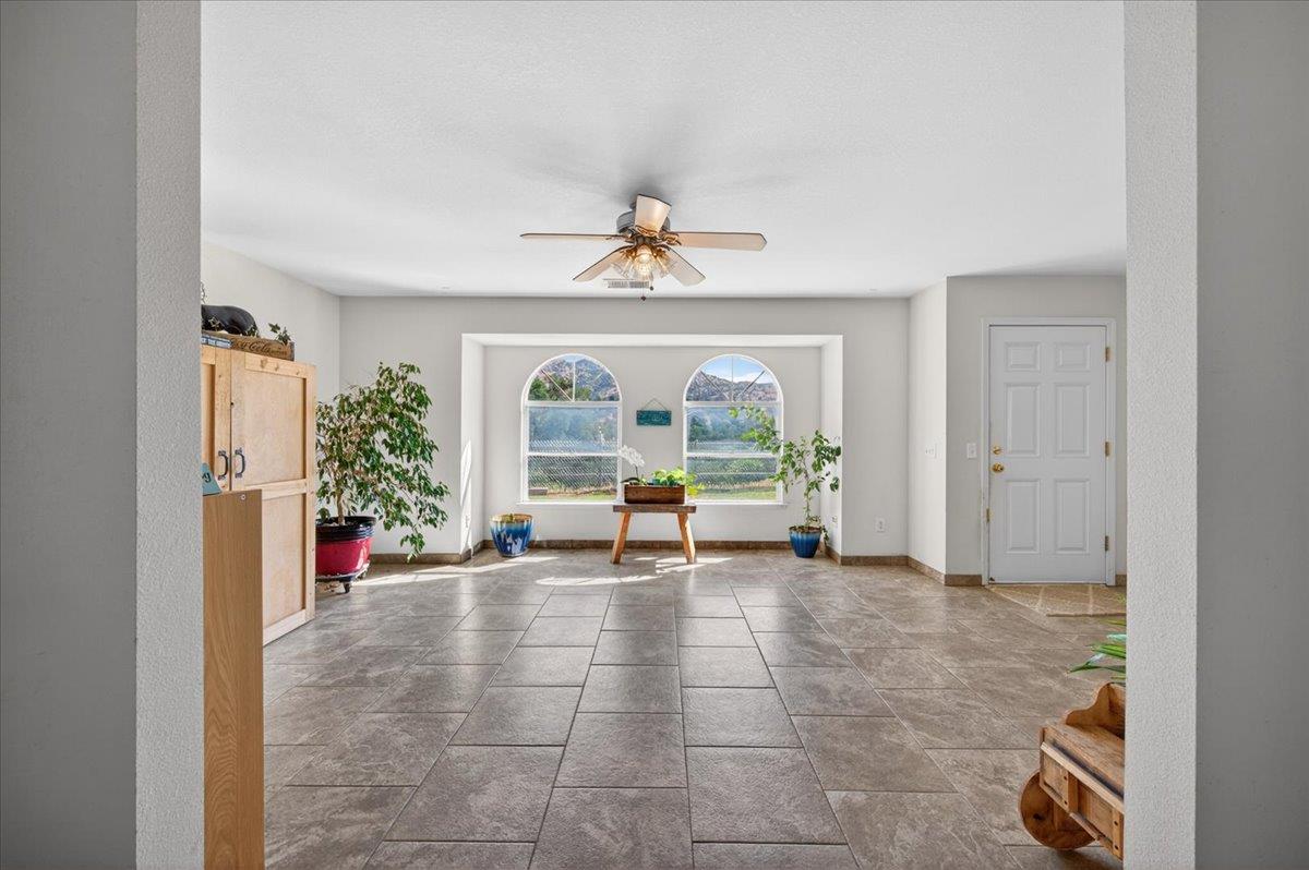 36209 Sand Creek Rd, Yokuts Valley, CA 93675