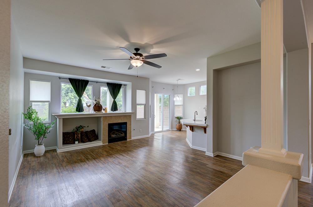 3235 Rall Ave, Clovis, CA 93619
