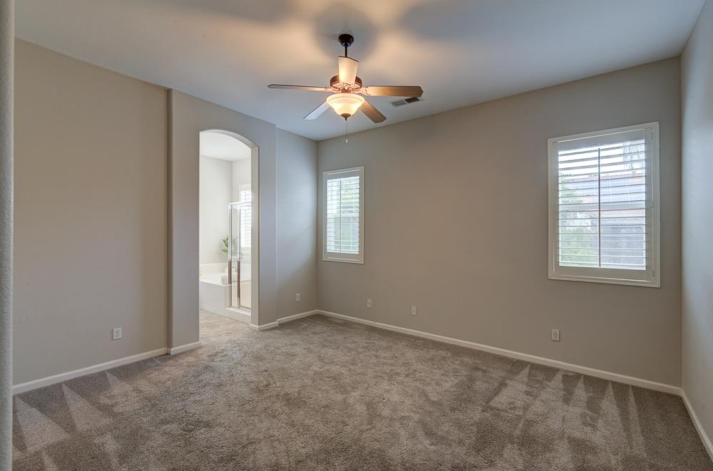 3235 Rall Ave, Clovis, CA 93619
