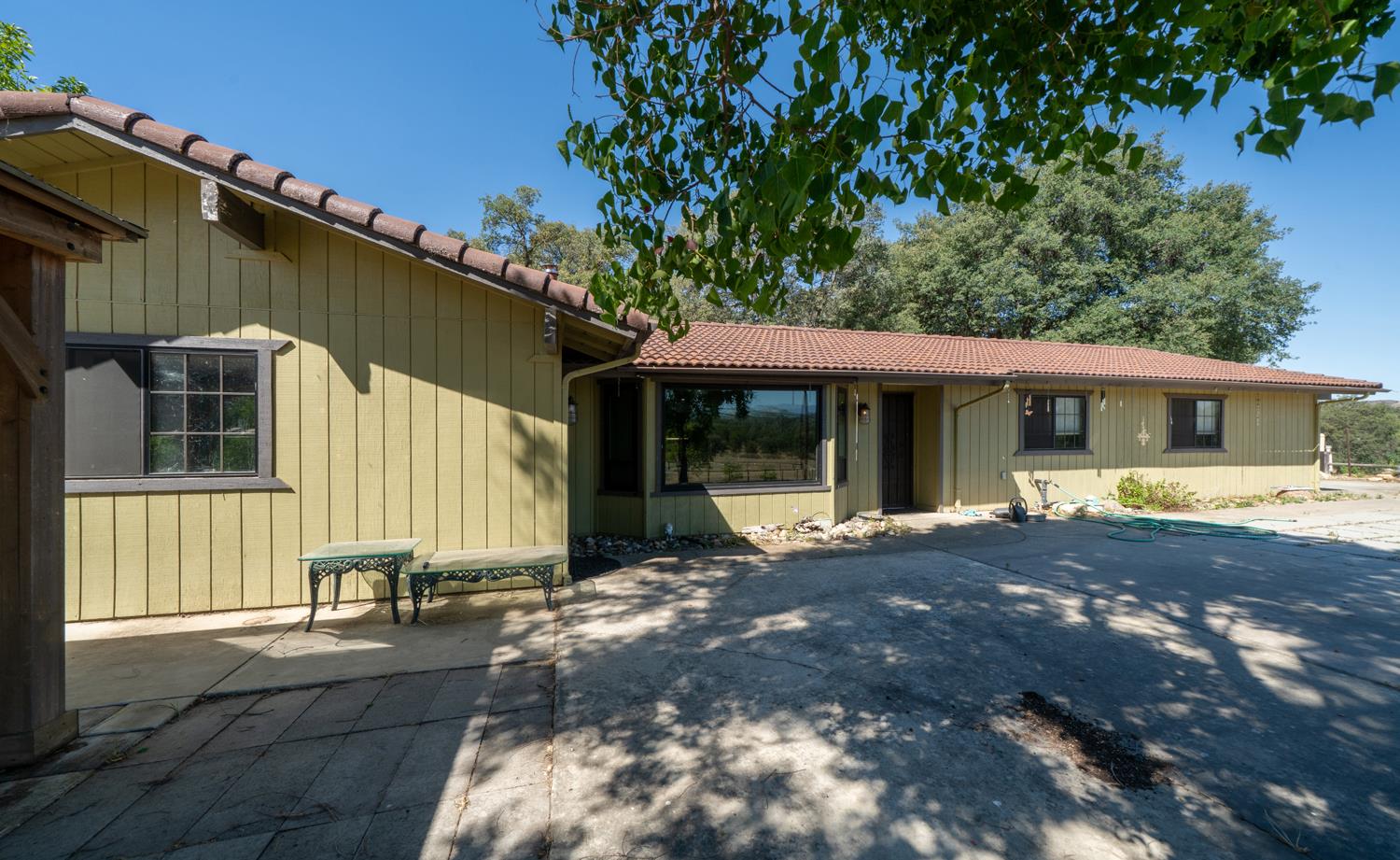 27386 Twin Ponds Rd