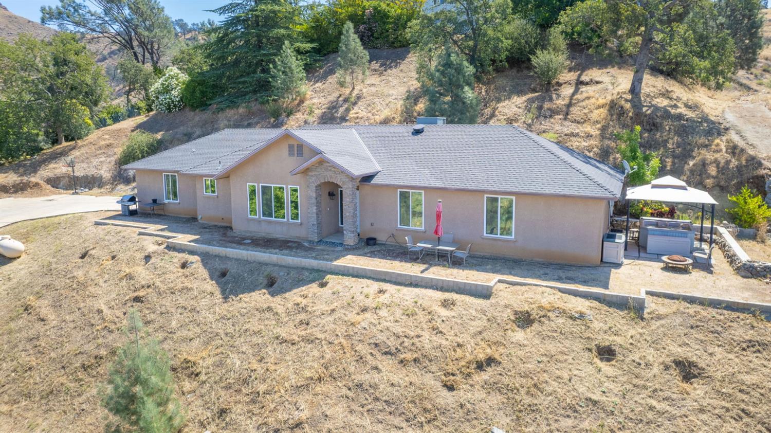 27306 El Lado Rd, Friant, CA 93626