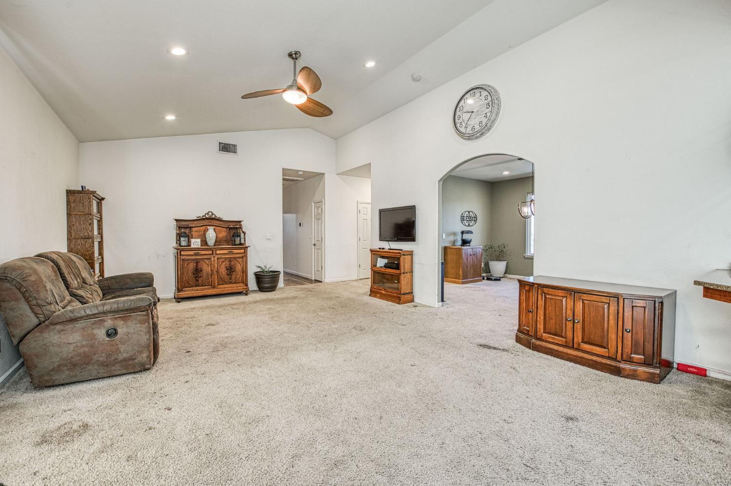 27306 El Lado Rd, Friant, CA 93626