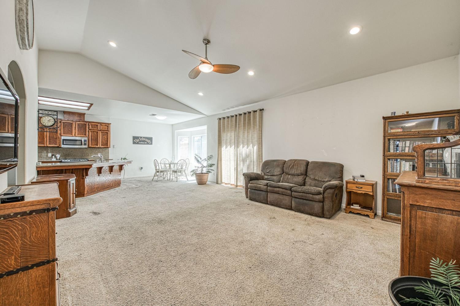27306 El Lado Rd, Friant, CA 93626