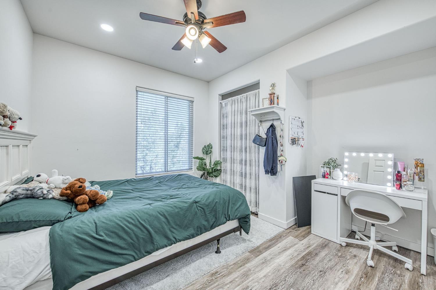 27306 El Lado Rd, Friant, CA 93626