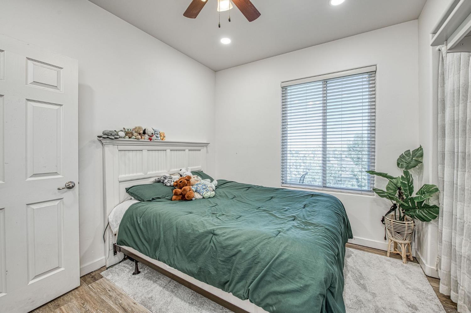 27306 El Lado Rd, Friant, CA 93626