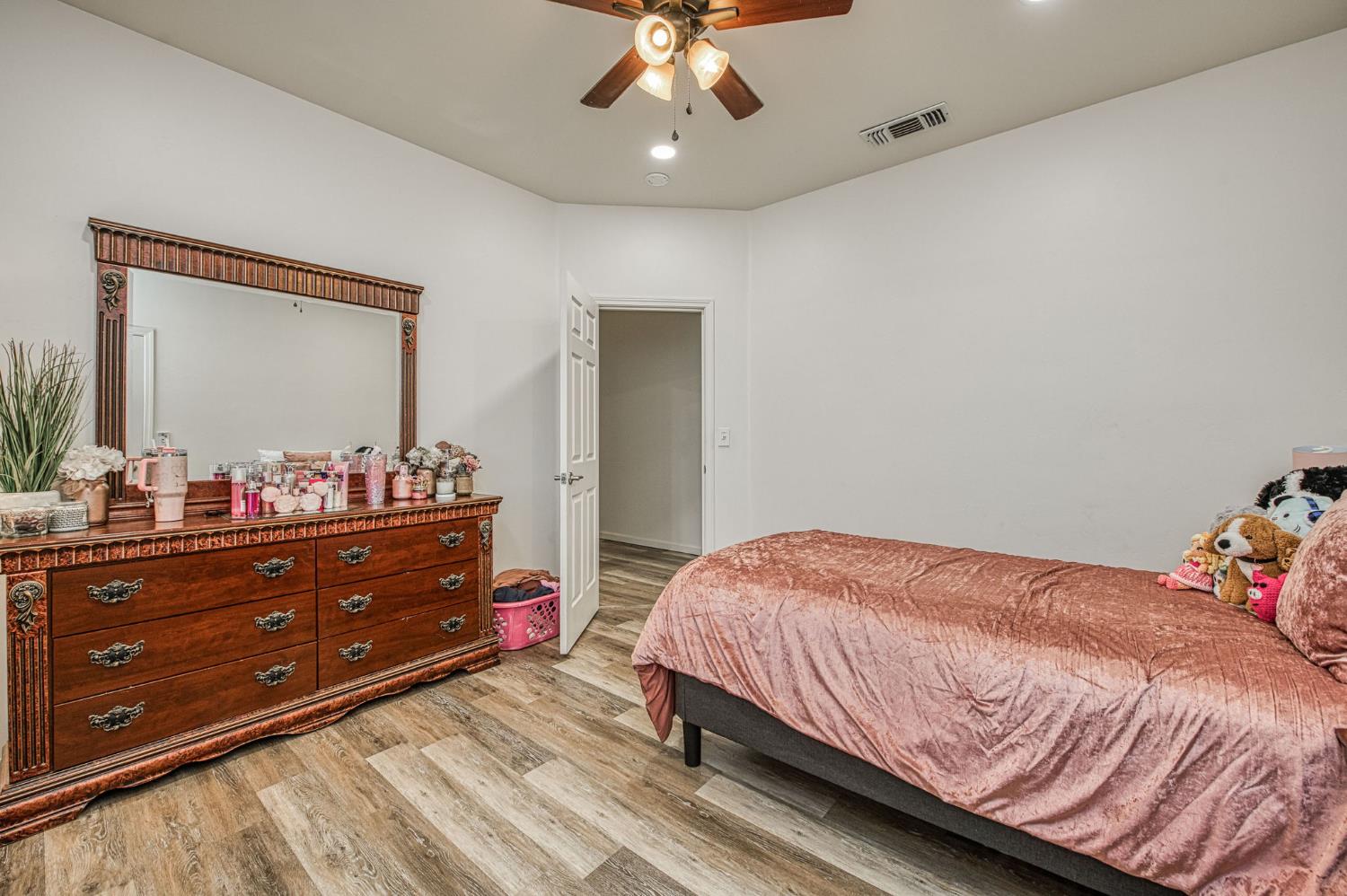 27306 El Lado Rd, Friant, CA 93626