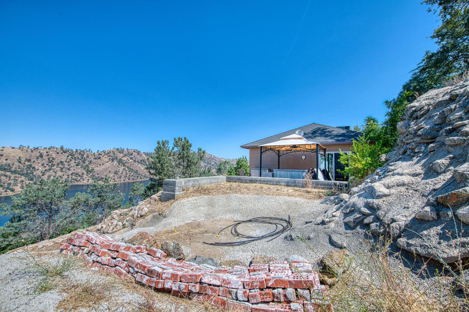 27306 El Lado Rd, Friant, CA 93626