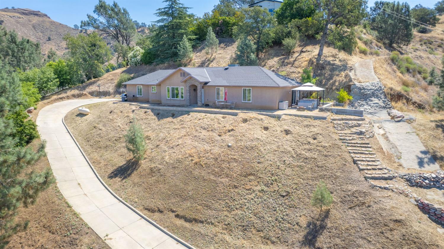 27306 El Lado Rd, Friant, CA 93626