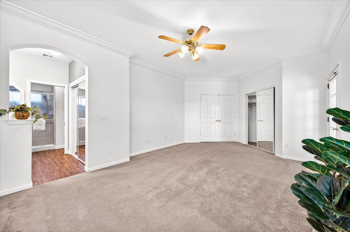 1528 S Exeter Ct, Visalia, CA 93292