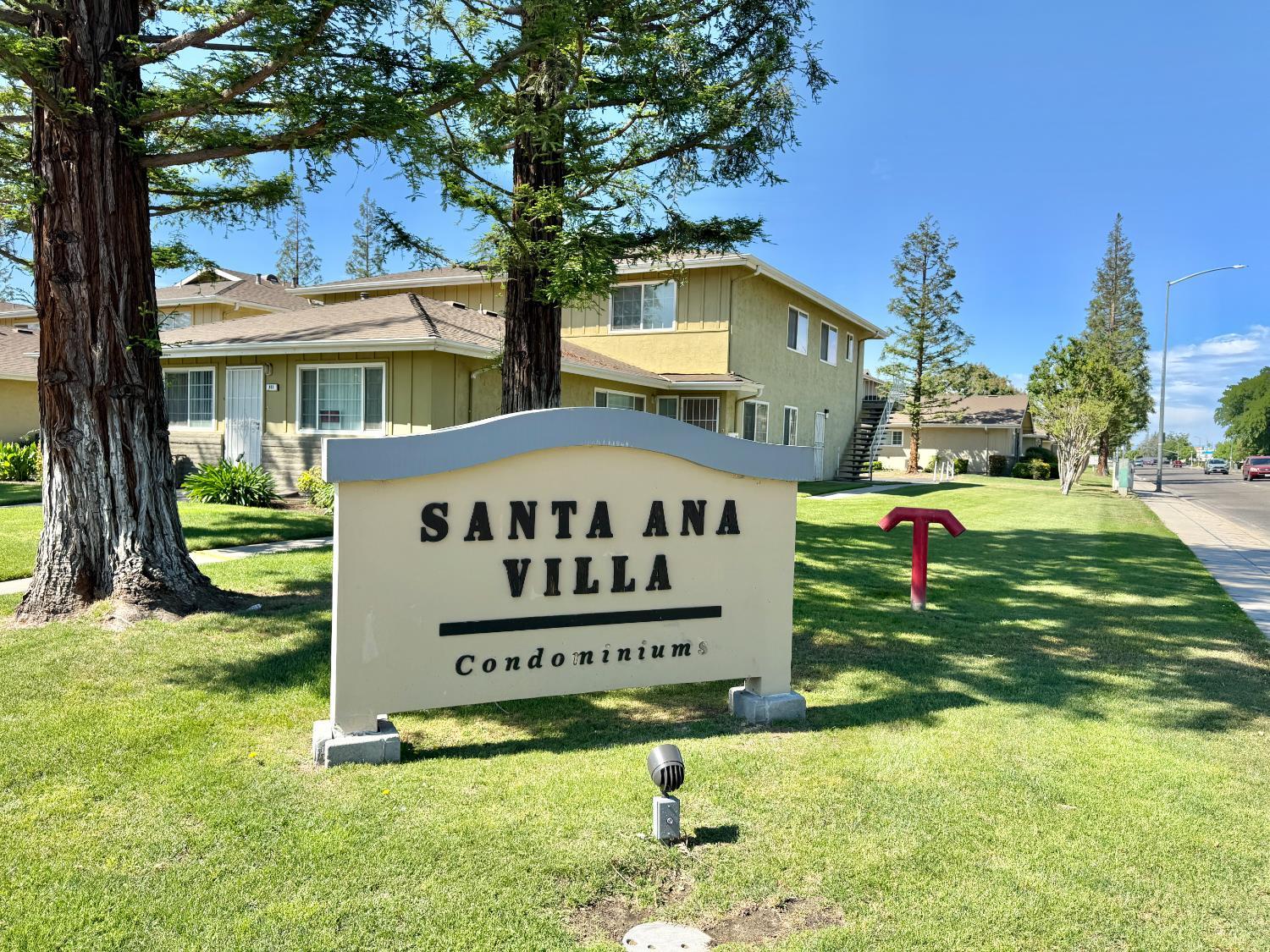 495 W Santa Ana Ave #4