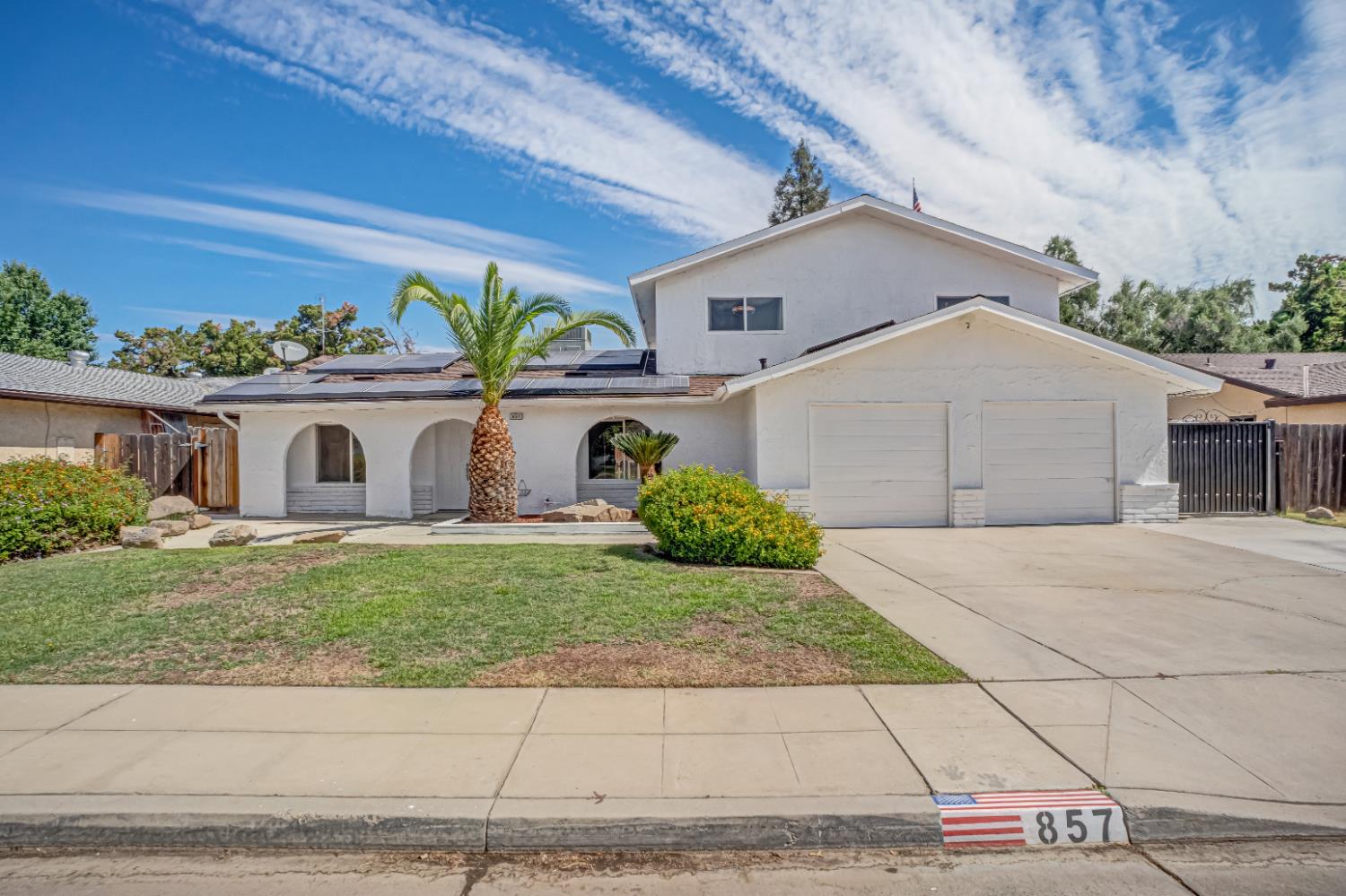 857 Los Altos Ave