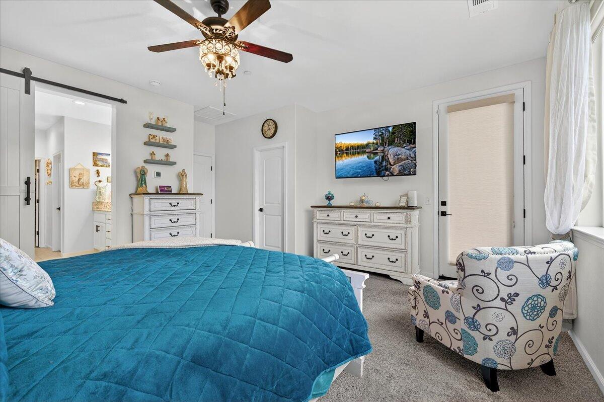 2241 E Monte Verde Ct, Visalia, CA 93292