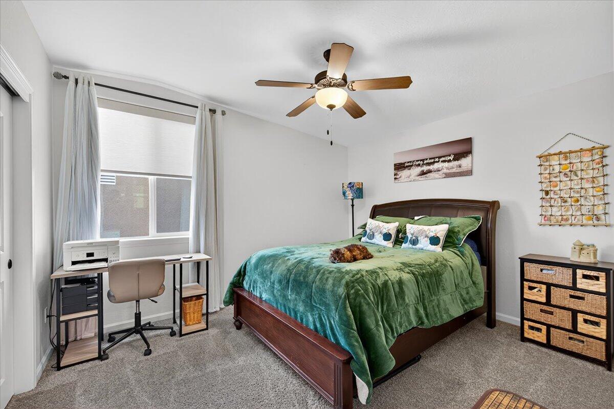 2241 E Monte Verde Ct, Visalia, CA 93292