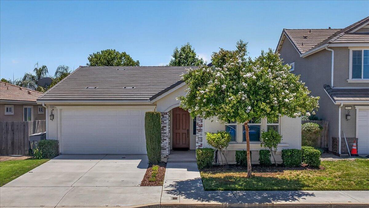 3532 Hampton Way